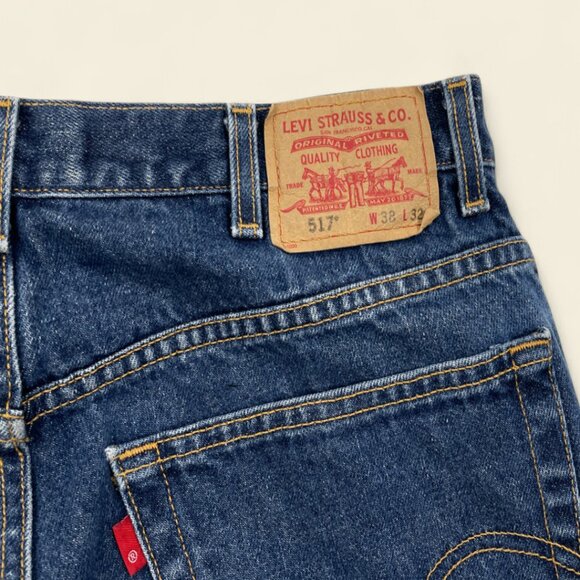 Levi's Blue Bootcut Jeans for Men - Picture 7 of 15